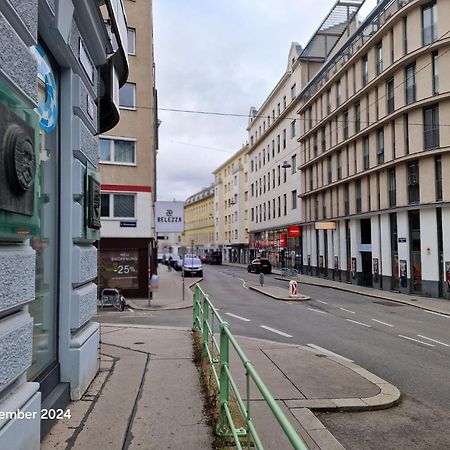Vienna Apart Hotel Gumpendorfer Strasse Exterior photo